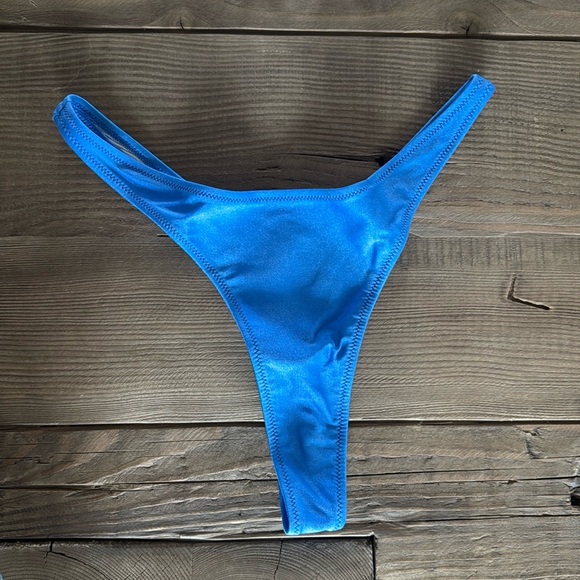 ‘ADRIATIC BLUE’ Set - Picture 8 of 13